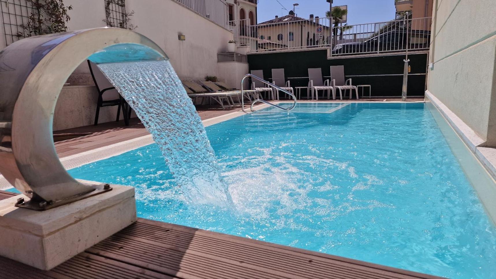Anthea Hotel